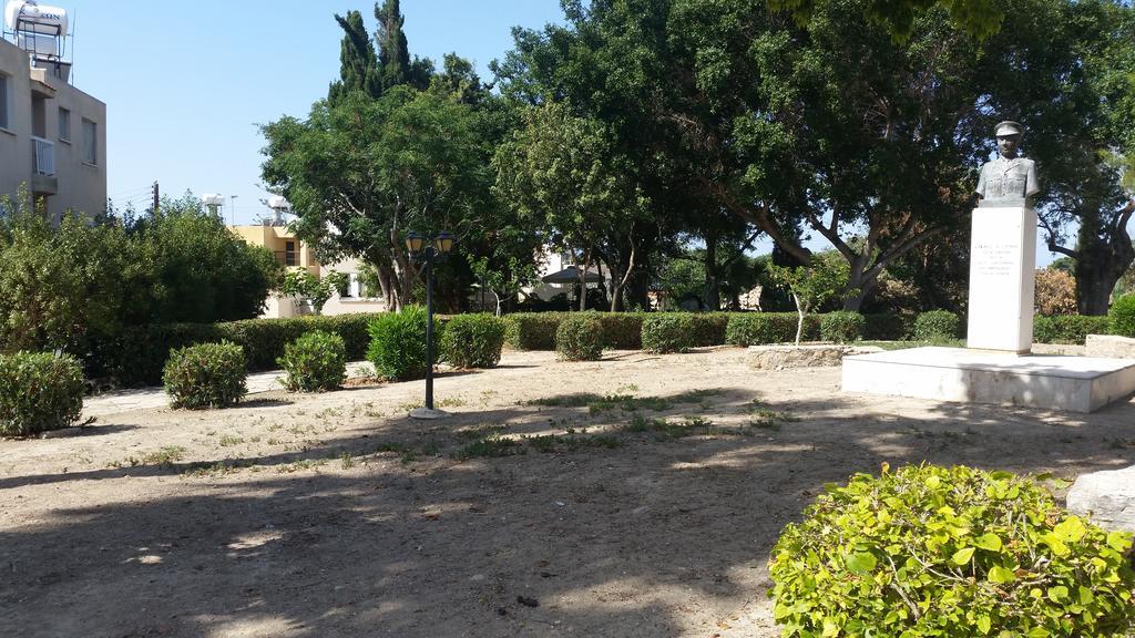 Faneromeni Court Apartment Paphos Exterior photo