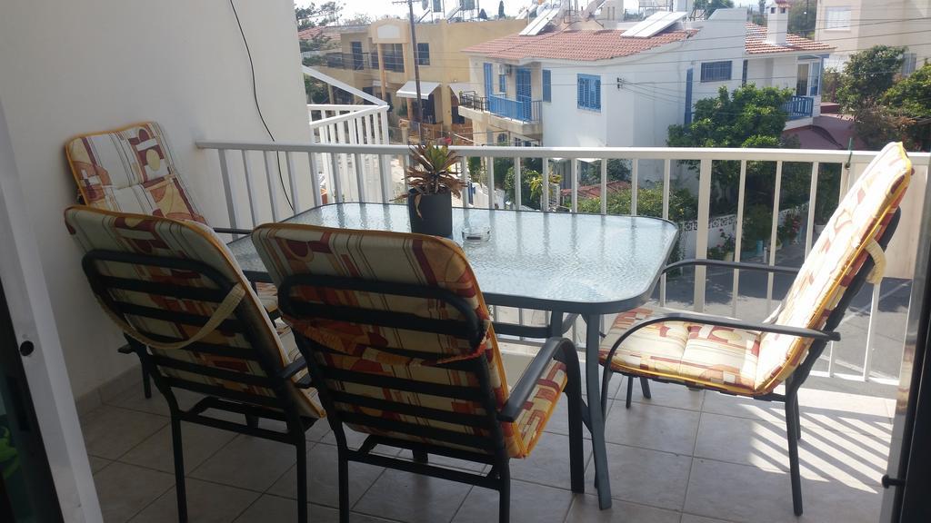 Faneromeni Court Apartment Paphos Exterior photo