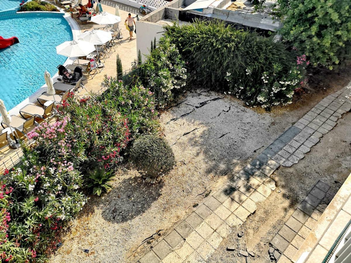 Faneromeni Court Apartment Paphos Exterior photo