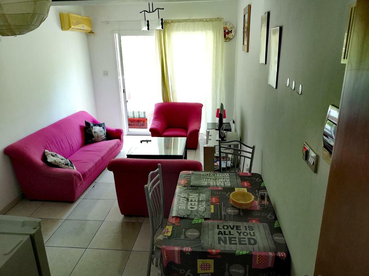 Faneromeni Court Apartment Paphos Exterior photo