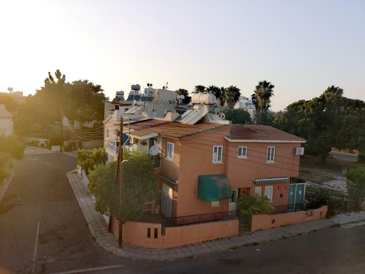 Faneromeni Court Apartment Paphos Exterior photo