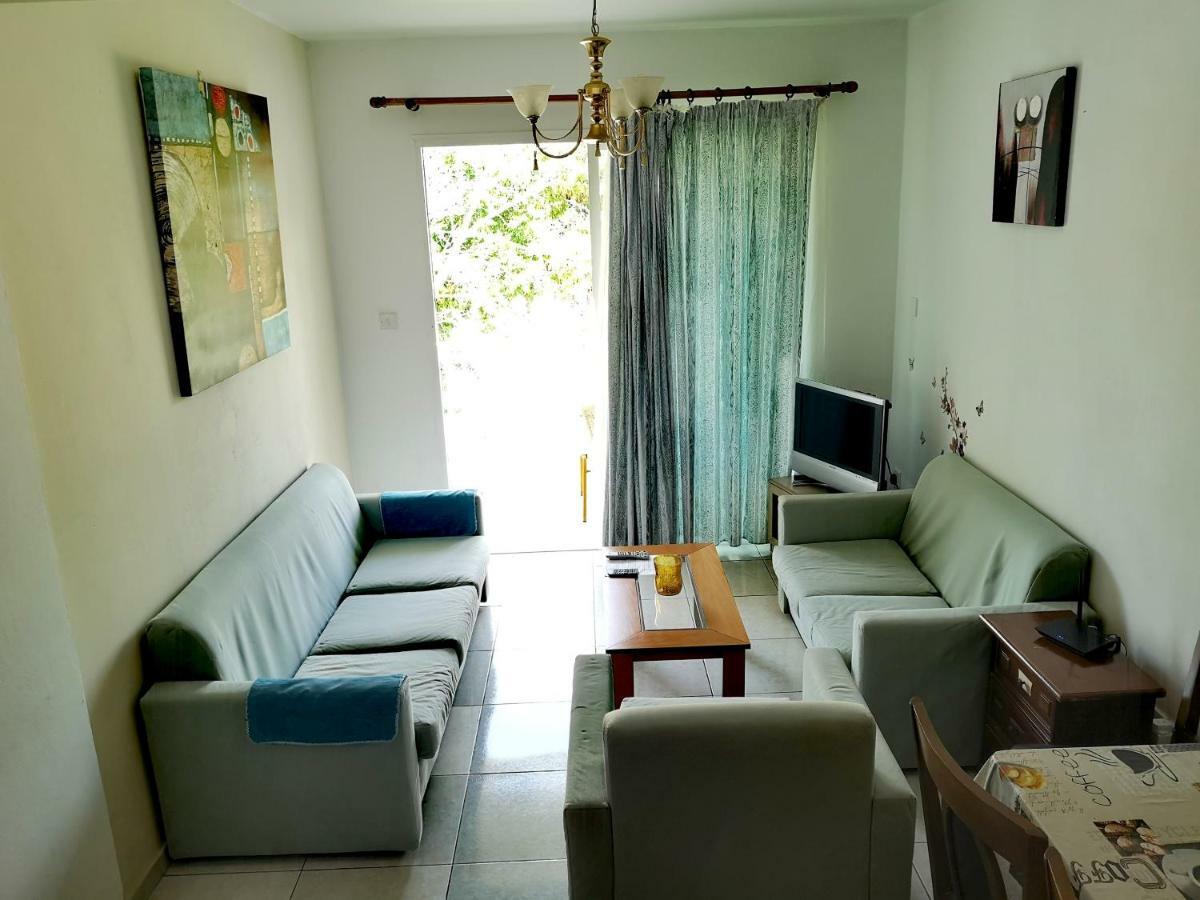 Faneromeni Court Apartment Paphos Exterior photo